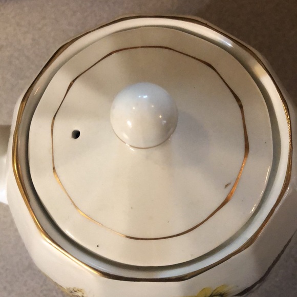 Vintage Ellgreave ironstone teapot - Picture 5 of 7